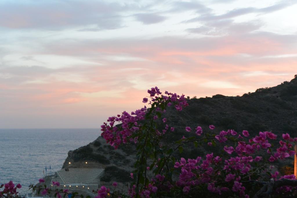 Hotel Hariklia Agia Galini Extérieur photo